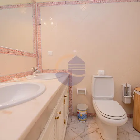 Luxury Suites, Heated Outdoor Pool * Portimao
