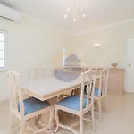 Luxury Suites, Heated Outdoor Pool فيلة *
