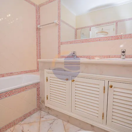 Luxury Suites, Heated Outdoor Pool Вилла