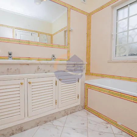 Luxury Suites, Heated Outdoor Pool Вилла Портиман